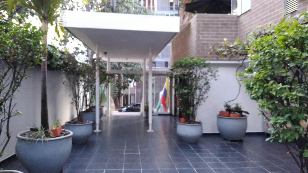 Moderno Apartamento Poblado 10 Min Del Lleras Y Provenza Lägenhet Medellín Exteriör bild