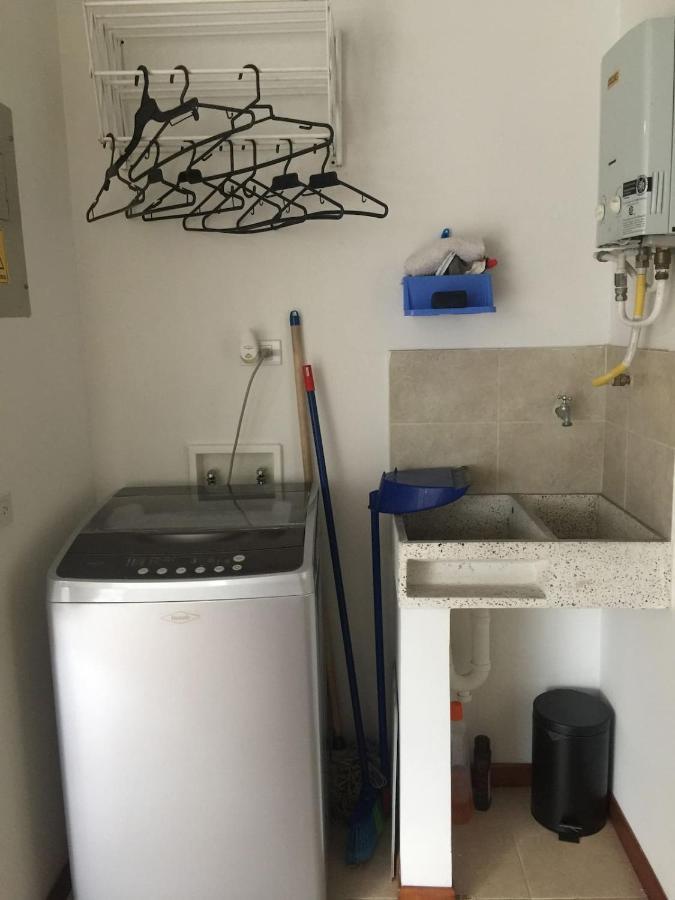 Moderno Apartamento Poblado 10 Min Del Lleras Y Provenza Lägenhet Medellín Exteriör bild